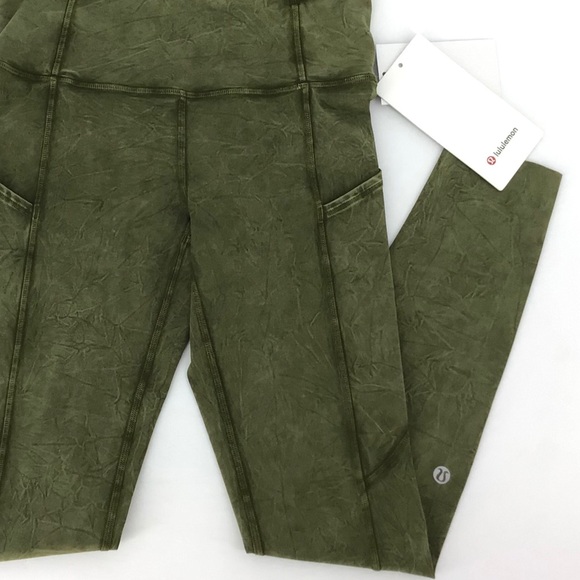 NWT Lululemon Fast and Free High Rise Tight - Picture 3 of 6